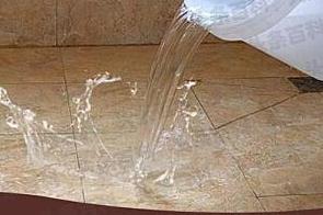 南浔漏水维修 免砸砖防水材料该如何施工